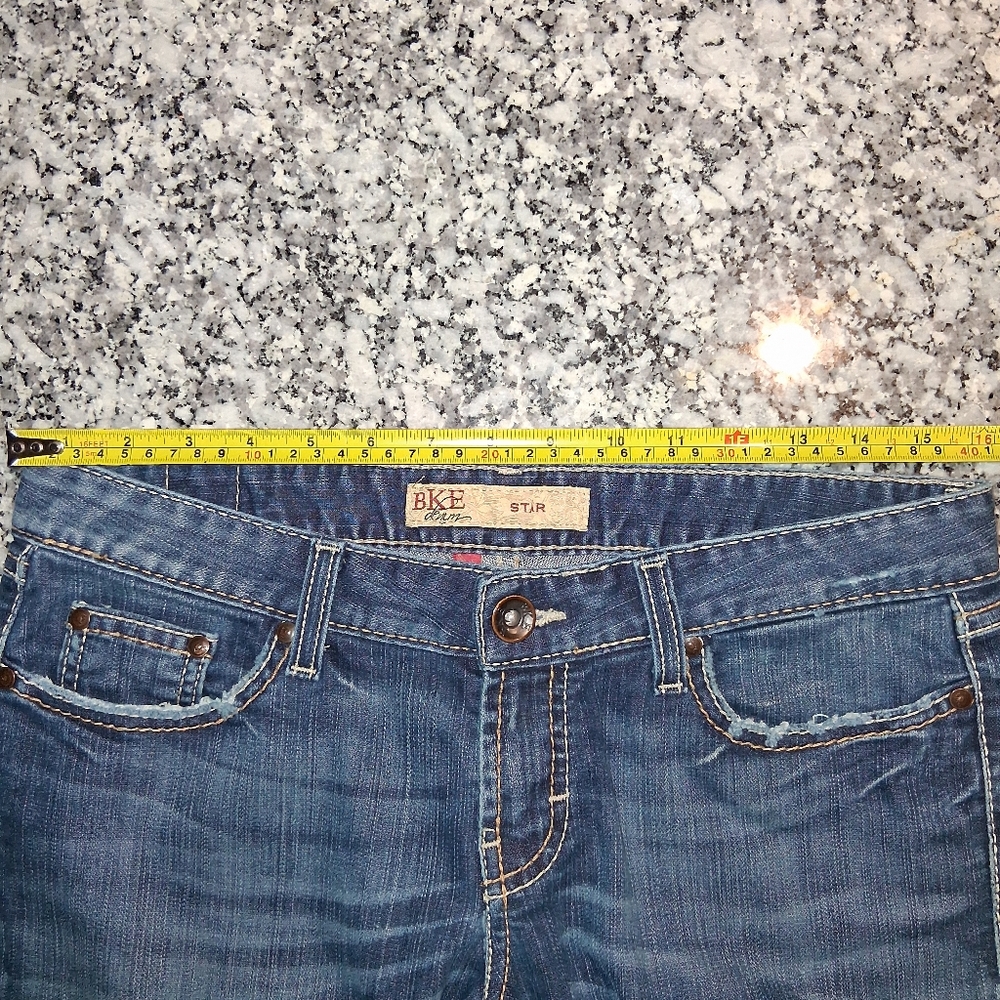 BKE Women's Faded Blue Jeans - Picture 6 of 11
